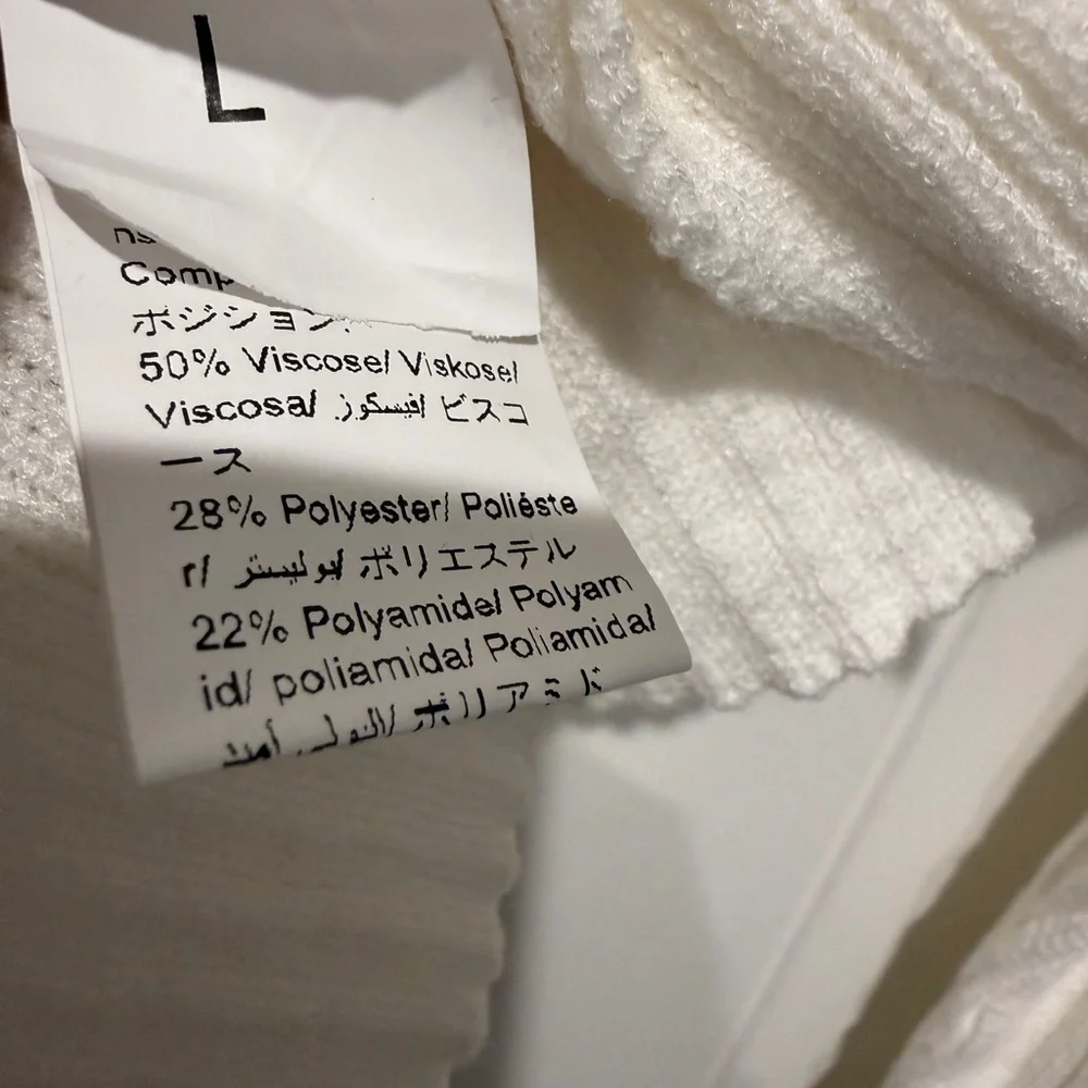 White Ribbed Button-Up Cardigan Top - Picture 8 of 8